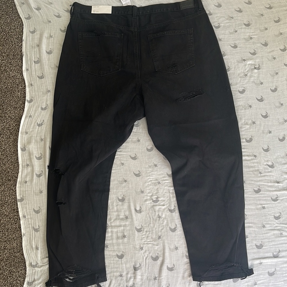 Jeans - Picture 3 of 3